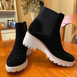 Dolce Vita Black Ankle Boots